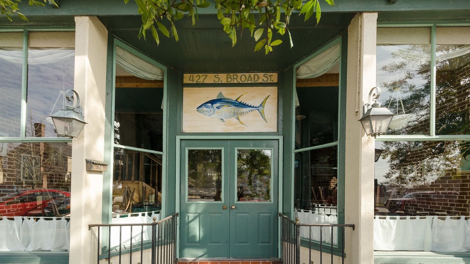 427 S. Broad Street, Edenton NC — entrance to Waterman's Grill